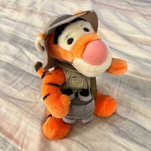DISNEY WINNIE THE POOH SAFARI TIGGER